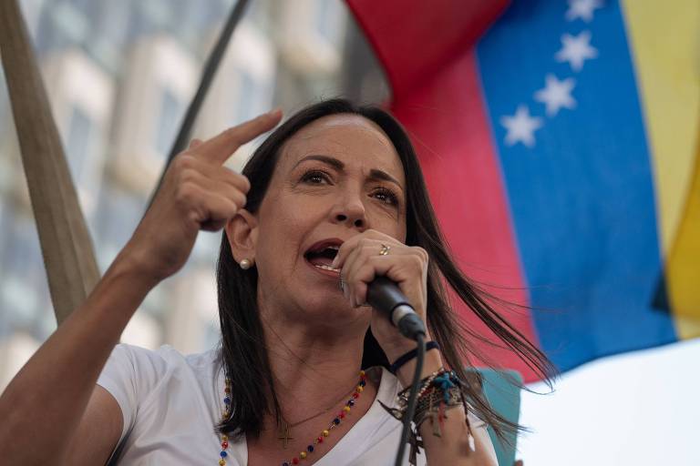 'Não podem fazer eleições sem mim', diz principal opositora na Venezuela