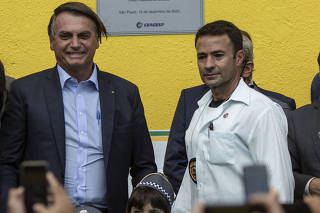 Ricardo Mello Araújo ao lado de Bolsonaro em evento no Ceagesp