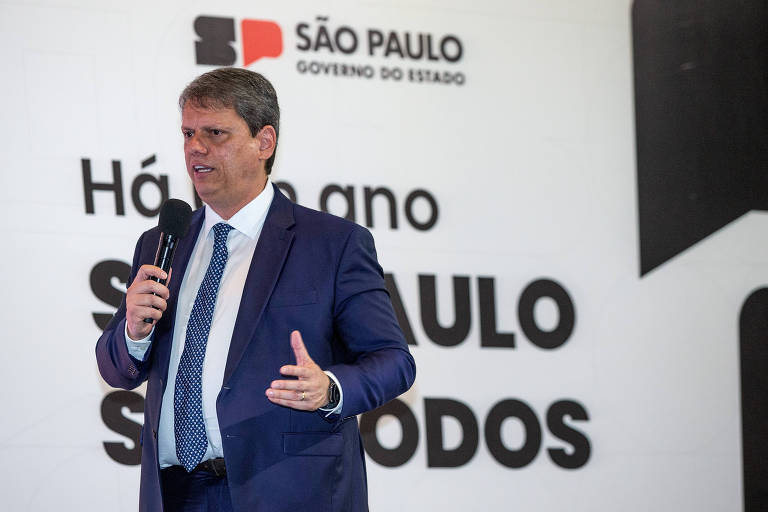 'População está saturada, mas não podemos seguir enxugando gelo', diz Tarcísio sobre centro de São Paulo