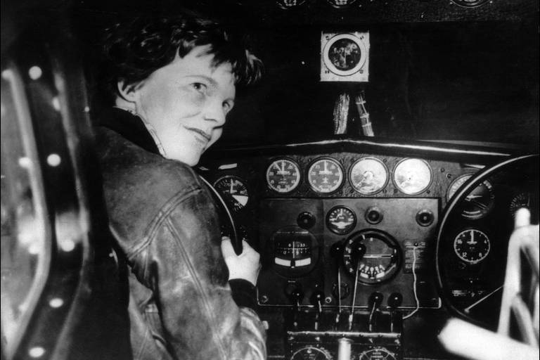 Amelia Earhart, aviadora americana que desapareceu em 1937, em foto sem data conhecida