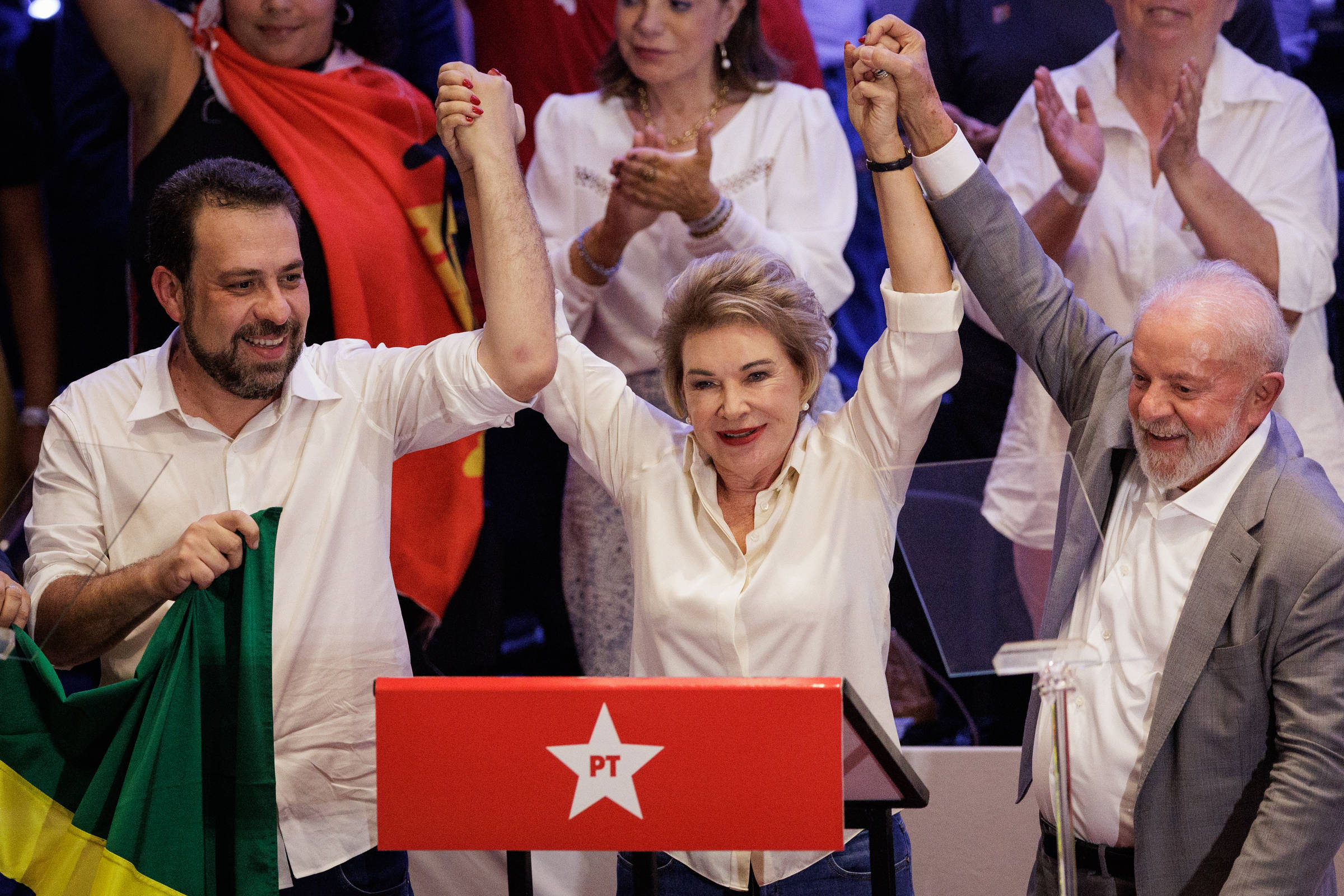 Marta Suplicy cita fascismo e critica alianças de Nunes