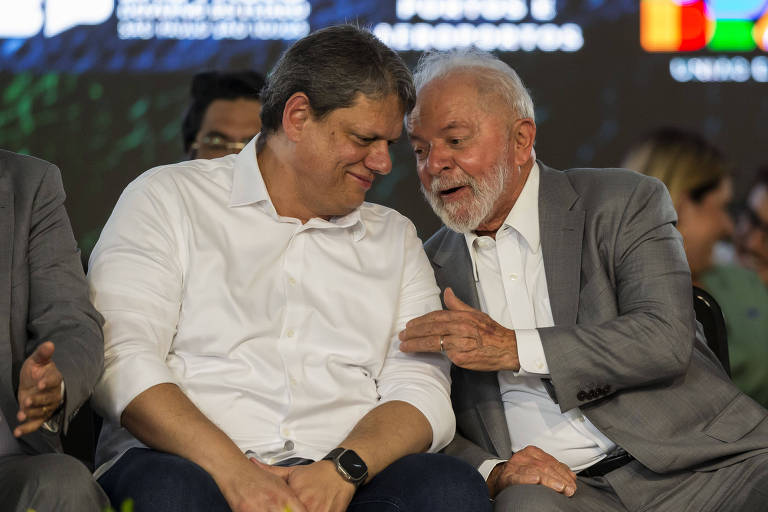 Tarcísio cita estreita relação com governo Lula e fala em carinho por Bolsonaro