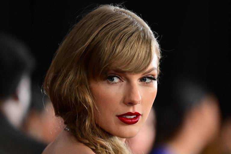 Imagens falsas de Taylor Swift nua começaram no 4chan, diz nova pesquisa