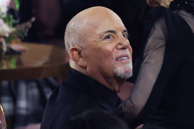 Billy Joel canta no palco do Grammy sua primeira canção inédita em 17 anos