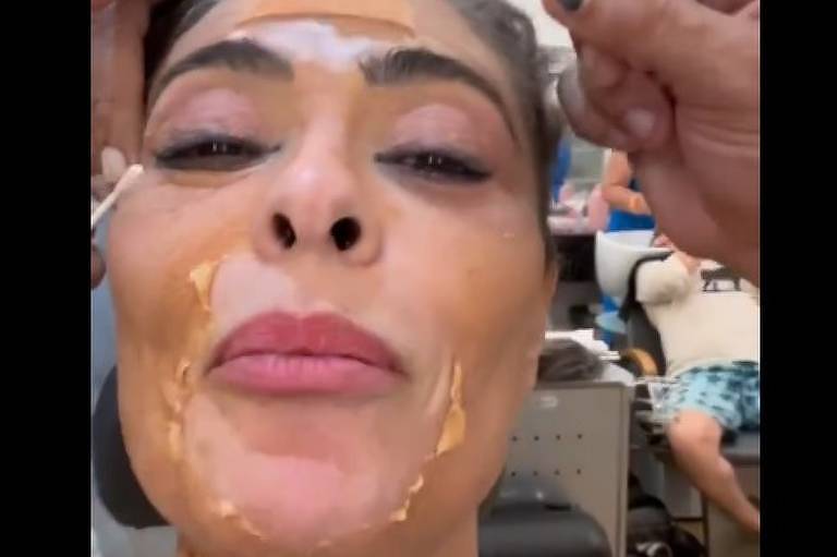 Juliana Paes mostra processo para retirar maquiagem que a envelhece em 'Renascer'
