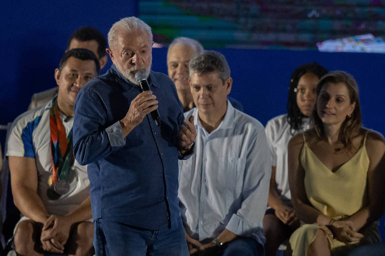 Lula diz que papel do Estado não é atender megaempresários que 'só servem para pedir bilhões'