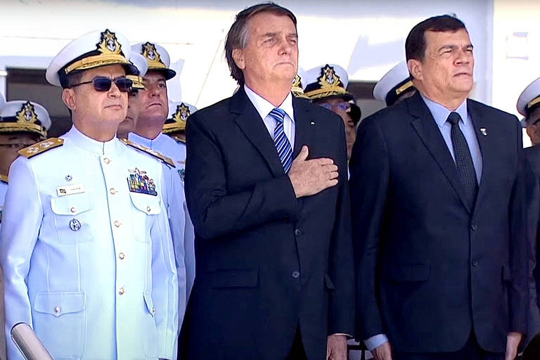 Mensagens mostram adesão de generais a plano de golpe para Bolsonaro, diz PF