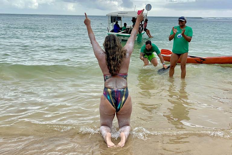 Leleca, a brasileira que nadou 60 km em 23 horas