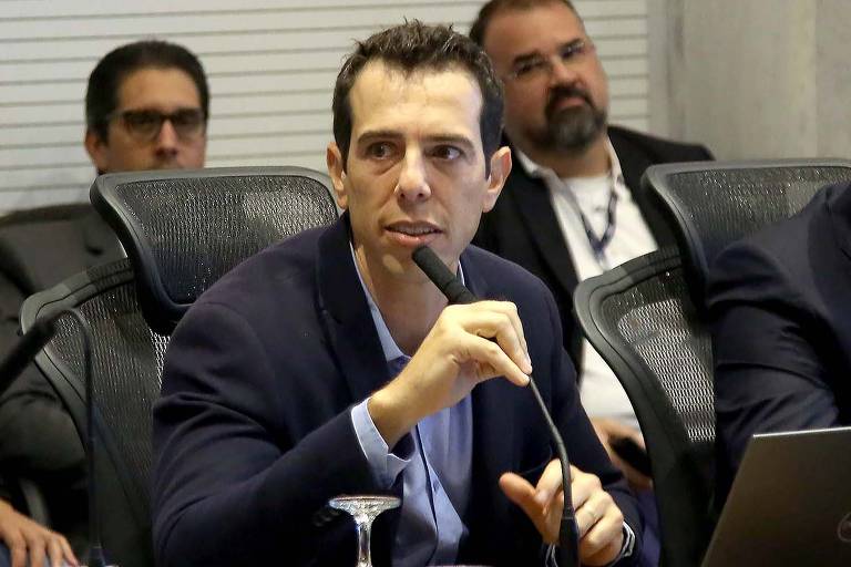 Ele já atuou na Secretaria da Educação de São Paulo entre 2017 e 2018, quando foi assessor técnico da pasta