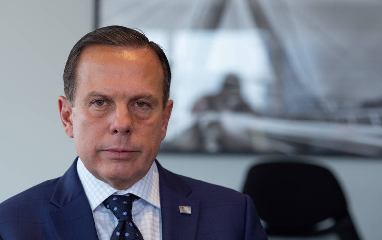 Aliado do ex-governador paulista João Doria (foto, sem partido), Feder chegou a ser cotado para chefiar o MEC (Ministério da Educação) após a saída de Abraham Weintraub. A proximidade com o ex-tucano, no entanto, fez o então presidente Jair Bolsonaro (PL) voltar atrás