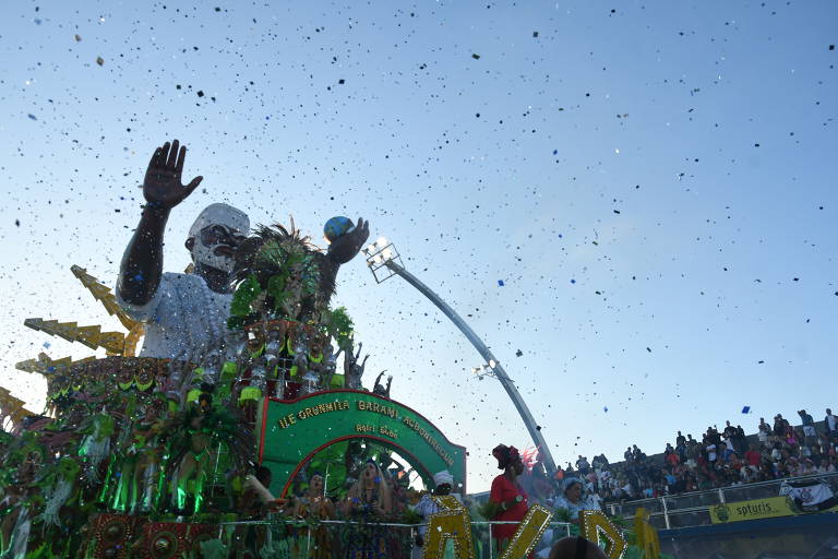 Veja imagens do desfile da Acadêmicos do Tucuruvi no Carnaval 2024