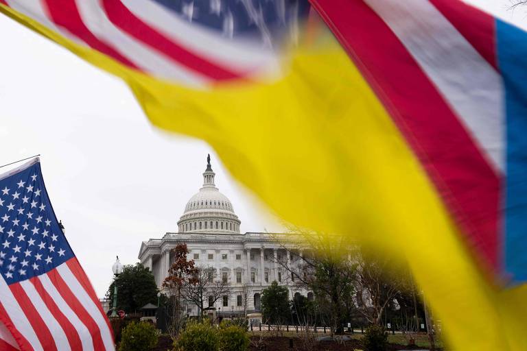 Congresso dos EUA avança para liberar pacote de ajuda à Ucrânia