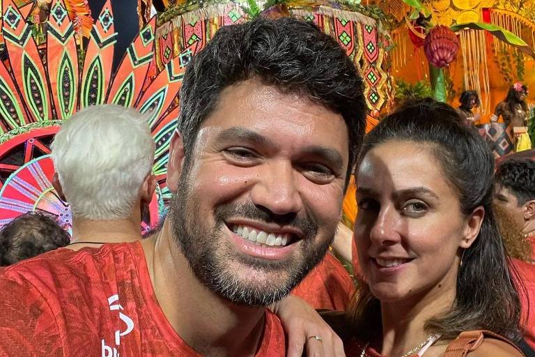 Marcelo Courrege e Carol Barcellos, jornalistas da Globo, assumem namoro