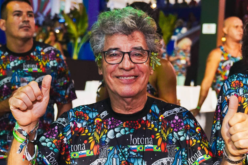 Mônica Bergamo: Bolsonaro tem que ser preso e de forma exemplar, diz Paulo Betti na Sapucaí