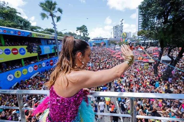 Ivete Sangalo tem Carnaval com choro, perrengues e consagração