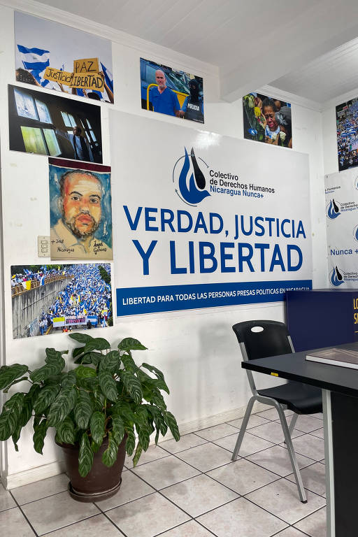 Sala de entrada de ONG de defesa dos direitos humanos dos nicaraguenses, na Costa Rica; instituição foi criada por exilados