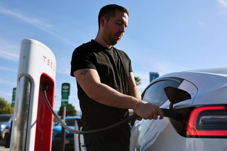 EUA devem diminuir exigência de produção de carros elétricos até 2030