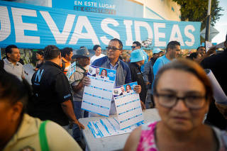 Last day of election campaign in San Salvador