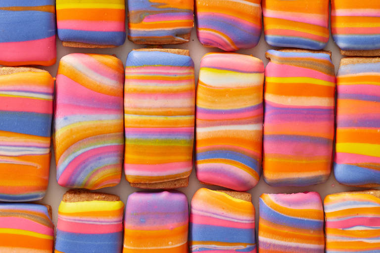 Veja receita de biscoitos amanteigados coloridos para fazer no final de semana