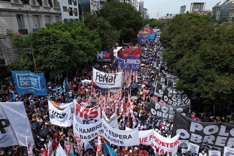 As ruas falam: o que motiva protestos no Brasil e no mundo