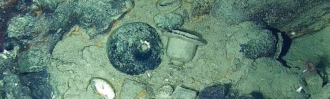 Vessels that belong to the treasure of the Spanish galleon San Jose, sunk in 1708, lie at the bottom of the sea off Cartagena, Colombia May 10, 2022. Colombian Army/Handout via REUTERS THIS IMAGE HAS BEEN SUPPLIED BY A THIRD PARTY. NO RESALES NO ARCHIVES. MANDATORY CREDIT. ORG XMIT: LFG08