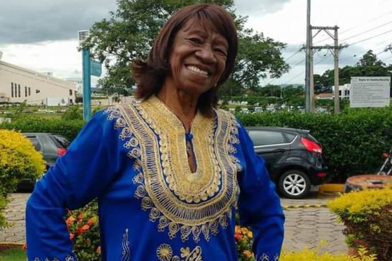 Morre Maria Lata D'Água, ex-passista que foi símbolo do Carnaval, aos 90 anos