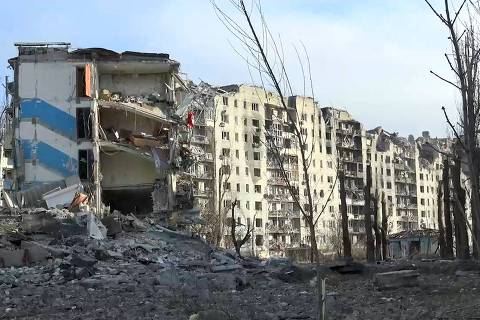 This video grab taken from a handout footage posted on the official Telegram account of Denis Pushilin, the Moscow-appointed head of the Donetsk region of Ukraine, on February 24, 2024, shows destroyed residential buildings in Avdiivka, in Russian-controled Ukraine. (Photo by Handout / TELEGRAM / @pushilindenis / AFP) / RESTRICTED TO EDITORIAL USE - MANDATORY CREDIT 