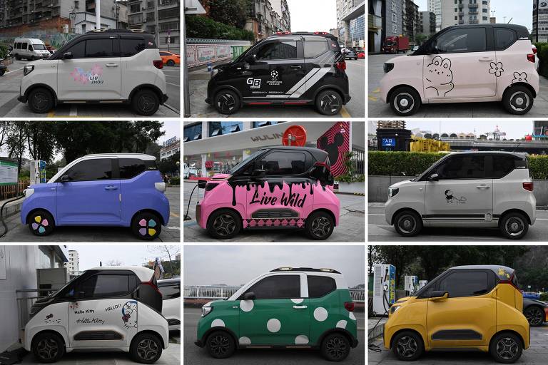 Montagem com vários carros elétricos decorados em Liuzhou, na China