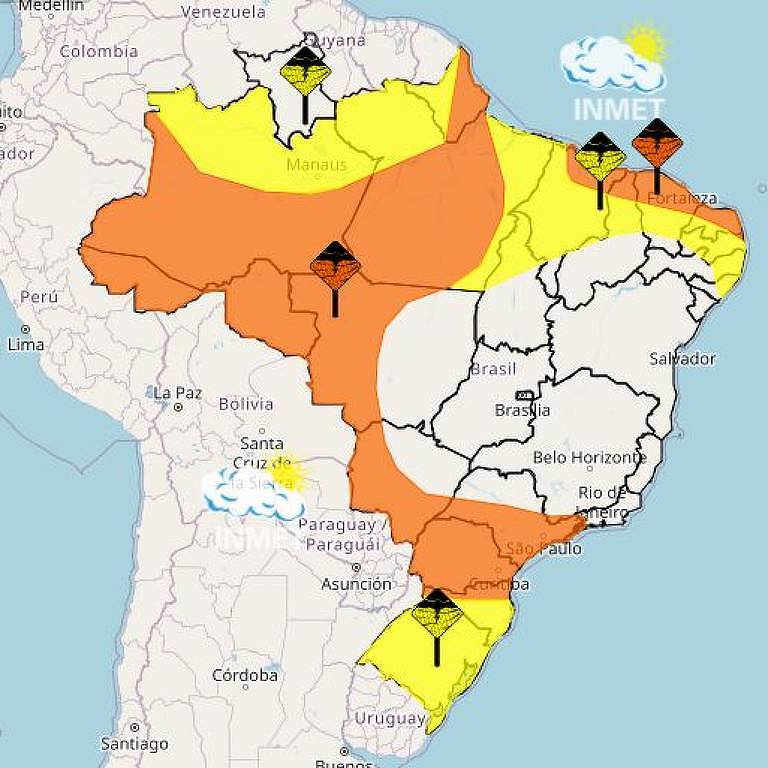 Mapa com estados pintados de laranja e amarelo para risco de chuva