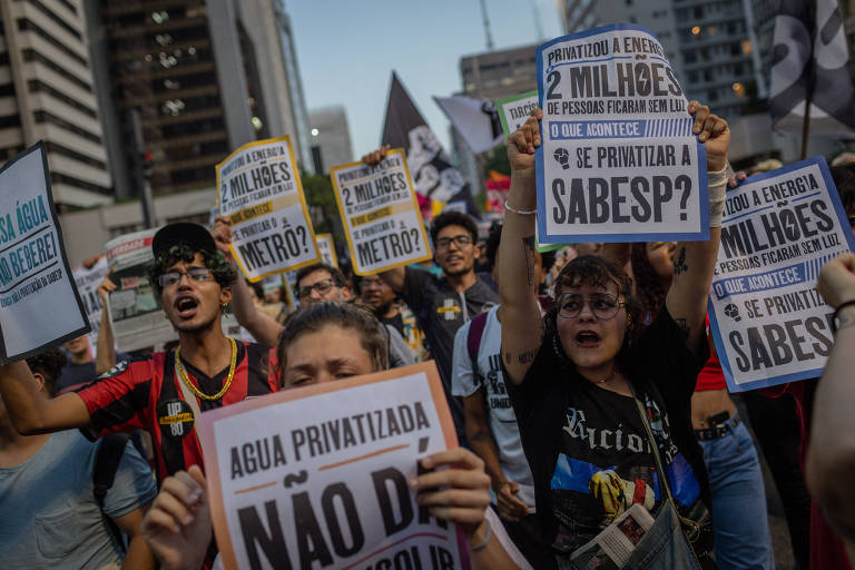 Petistas entram com ação para suspender consulta pública para privatização da Sabesp