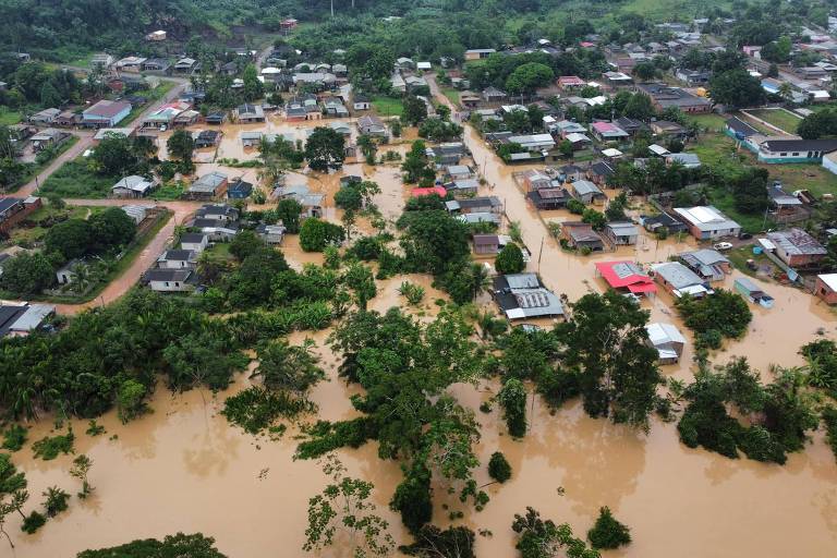 Inundações no Acre afetam mais de 11 mil pessoas, e 17 cidades estão em estado de emergência