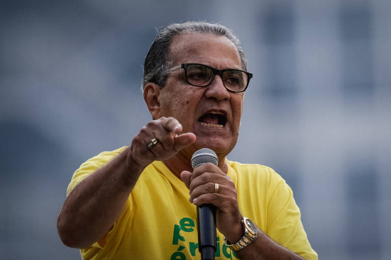 Malafaia enlaçou direito e religião ao lado de Bolsonaro