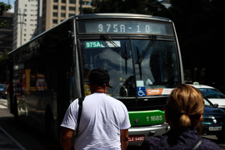 Prefeitura de SP estuda recorrer de decisão que libera 4 integrações de ônibus no vale-transporte
