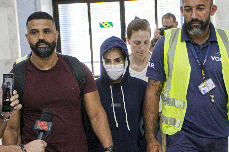 Wanessa Camargo é vista no aeroporto Santos Dumont no Rio de Janeiro depois de ser expulsa do BBB24