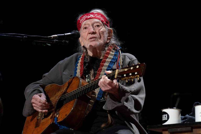 Willie Nelson vai sair em turnê com Bob Dylan, Robert Plant e sua família nos EUA