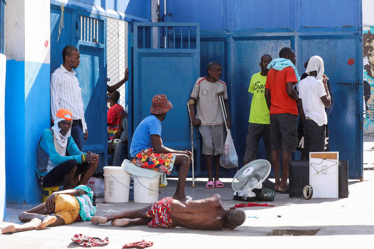 Gangue no Haiti invade prisão e liberta quase todos os seus 4.000 detentos