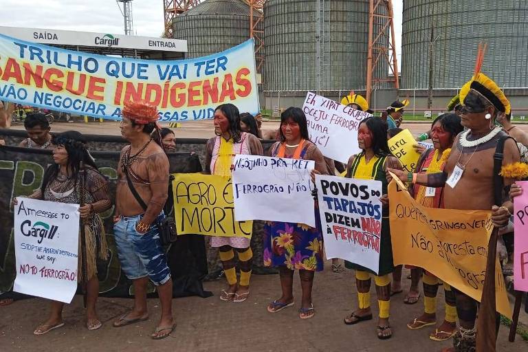 Povos indígenas protestam em Santarém contra construção da Ferrogrão