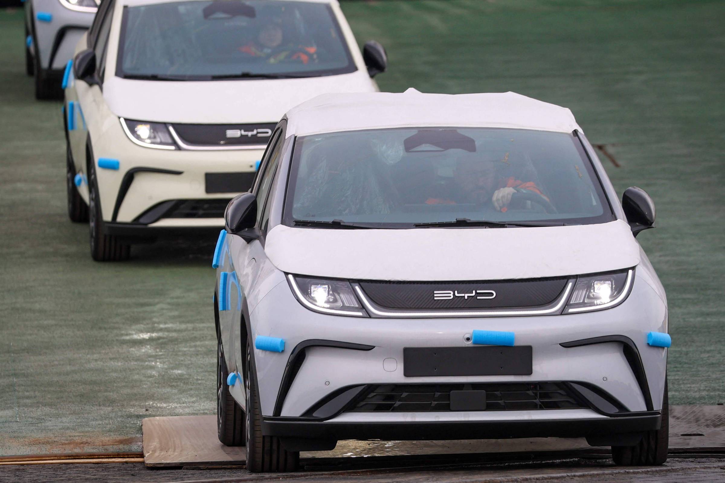 Carros elétricos fabricados na China serão 25% do mercado europeu em 2024