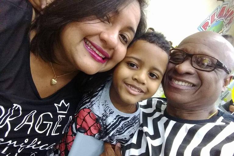 Evaldo Rosa foi assassinado por militares do Exército em 2019. Deixou a esposa Luciana Nogueira e o filho Davi Bruno