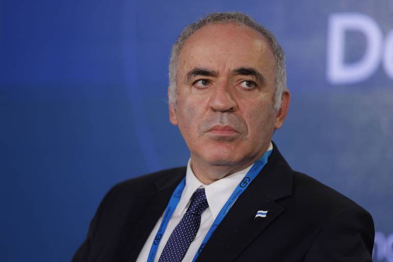 Crítico de Putin, Kasparov é incluído em lista de terroristas na Rússia