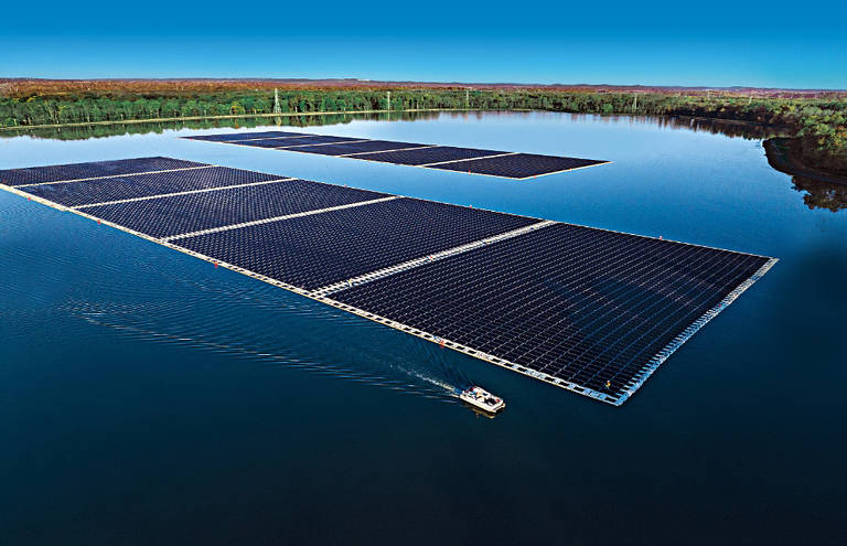 Maior projeto solar flutuante dos EUA entrou em operação em Nova Jersey em 2023, onde gera energia suficiente para abastecer 1.400 residências