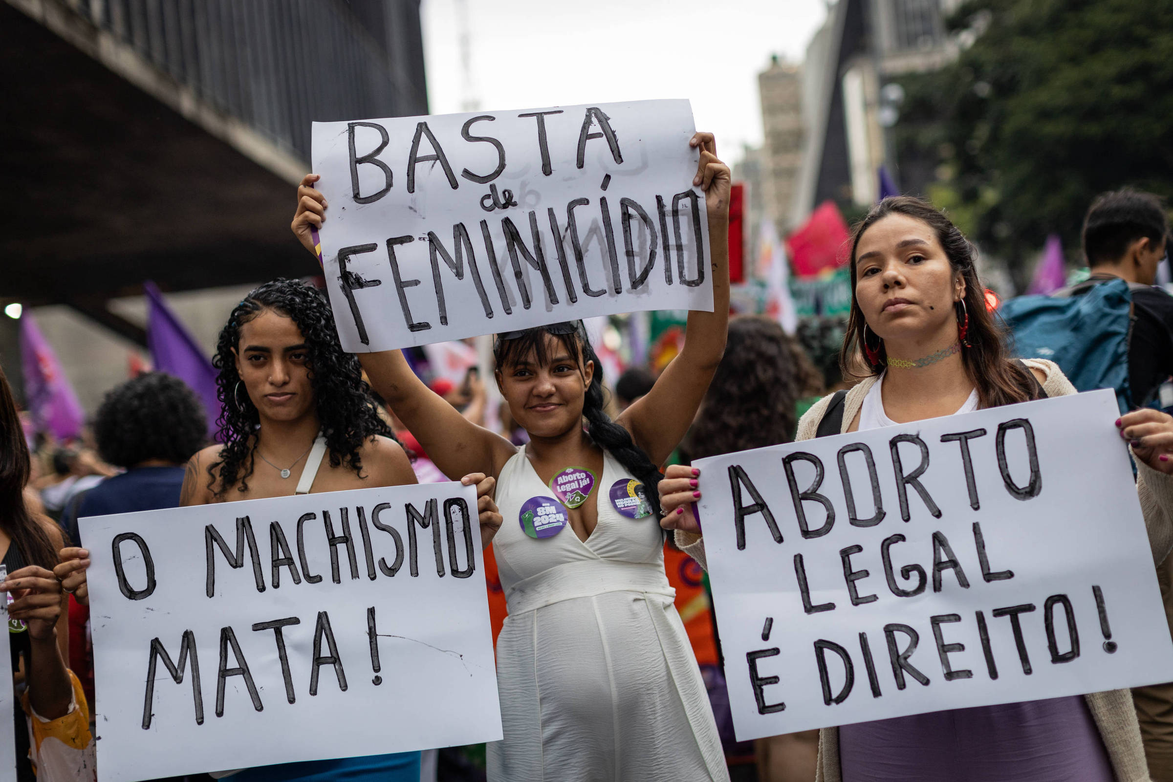 Brasil teve 1 registro de mulher estuprada a cada 6 minutos em 2023