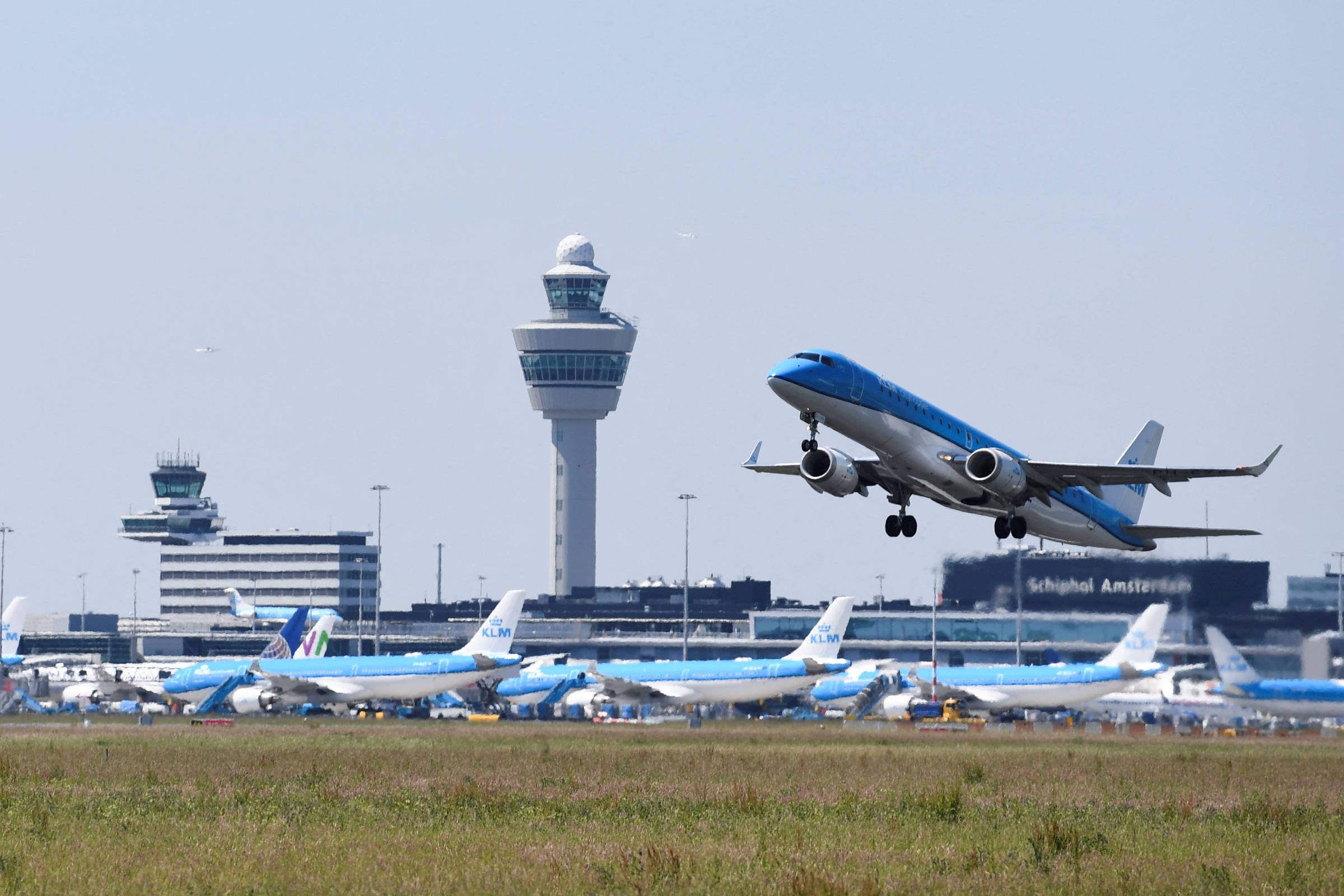 Aviation will not reach zero emissions target by 2050, says former head of airport in Amsterdam – 03/11/2024 – Market