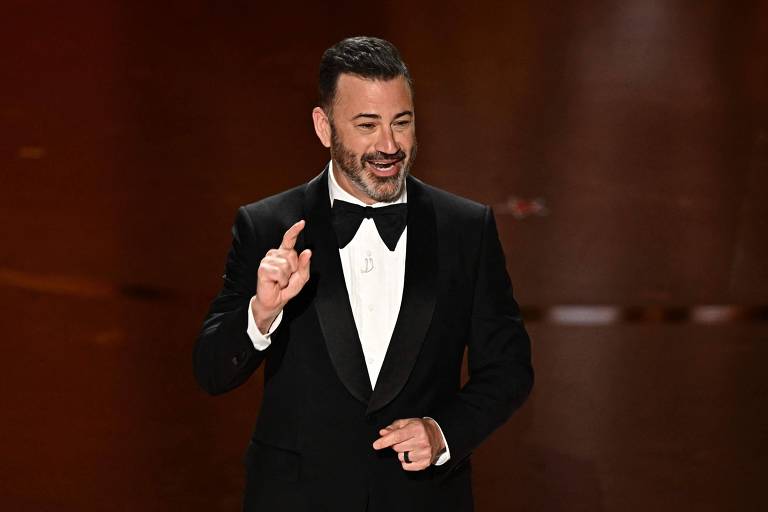 Donald Trump ataca Jimmy Kimmel e o chama de idiota por apresentação no Oscar