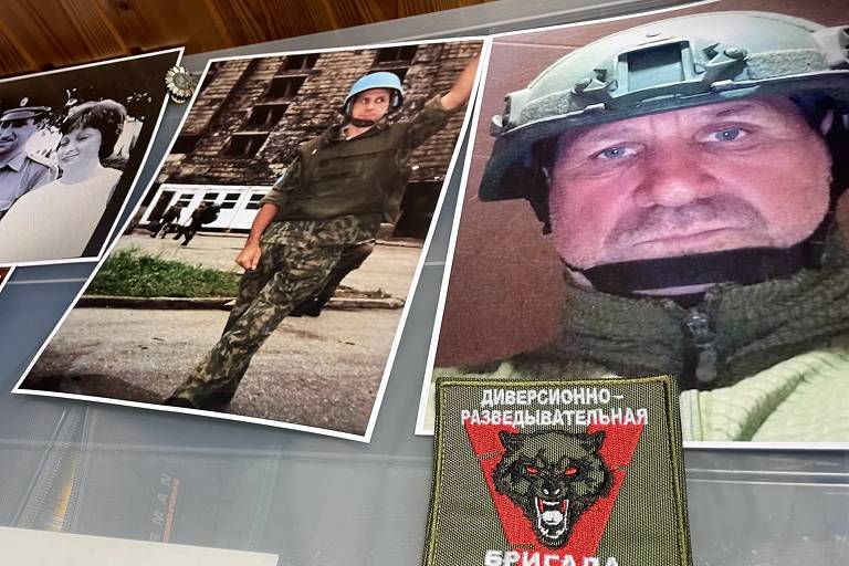 Fotos de Demurenko na Ucrânia (dir.), com o distintivo da Brigada Lobo, e quando servia nas forças de paz da ONU em Sarajevo (esq.)
