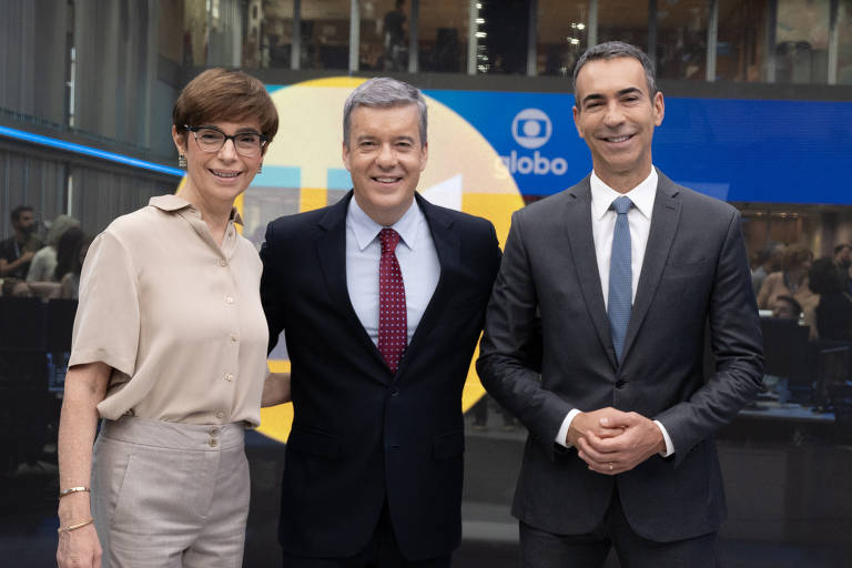 Renata Lo Prete, Roberto Kovalick e Cesar Tralli no novo cenário do jornalismo da Globo