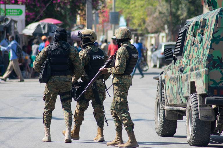 Quênia suspende envio de policiais ao Haiti após renúncia de premiê
