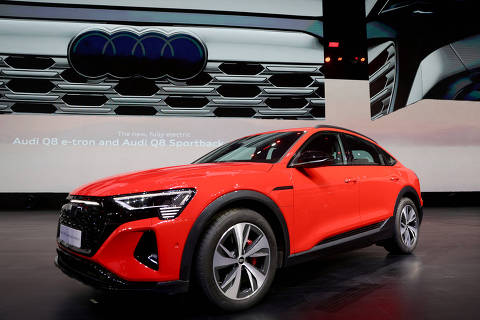 FILE PHOTO: The Audi Q8 Sportback e-tron electric sport utility vehicle (SUV) is unveiled during its launch in Mumbai, India, August 18, 2023. REUTERS/Francis Mascarenhas/File Photo ORG XMIT: FW1