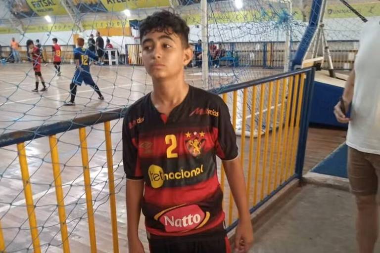 Adolescente morre após ser atingido durante troca de tiros entre policiais e suspeitos no Recife
