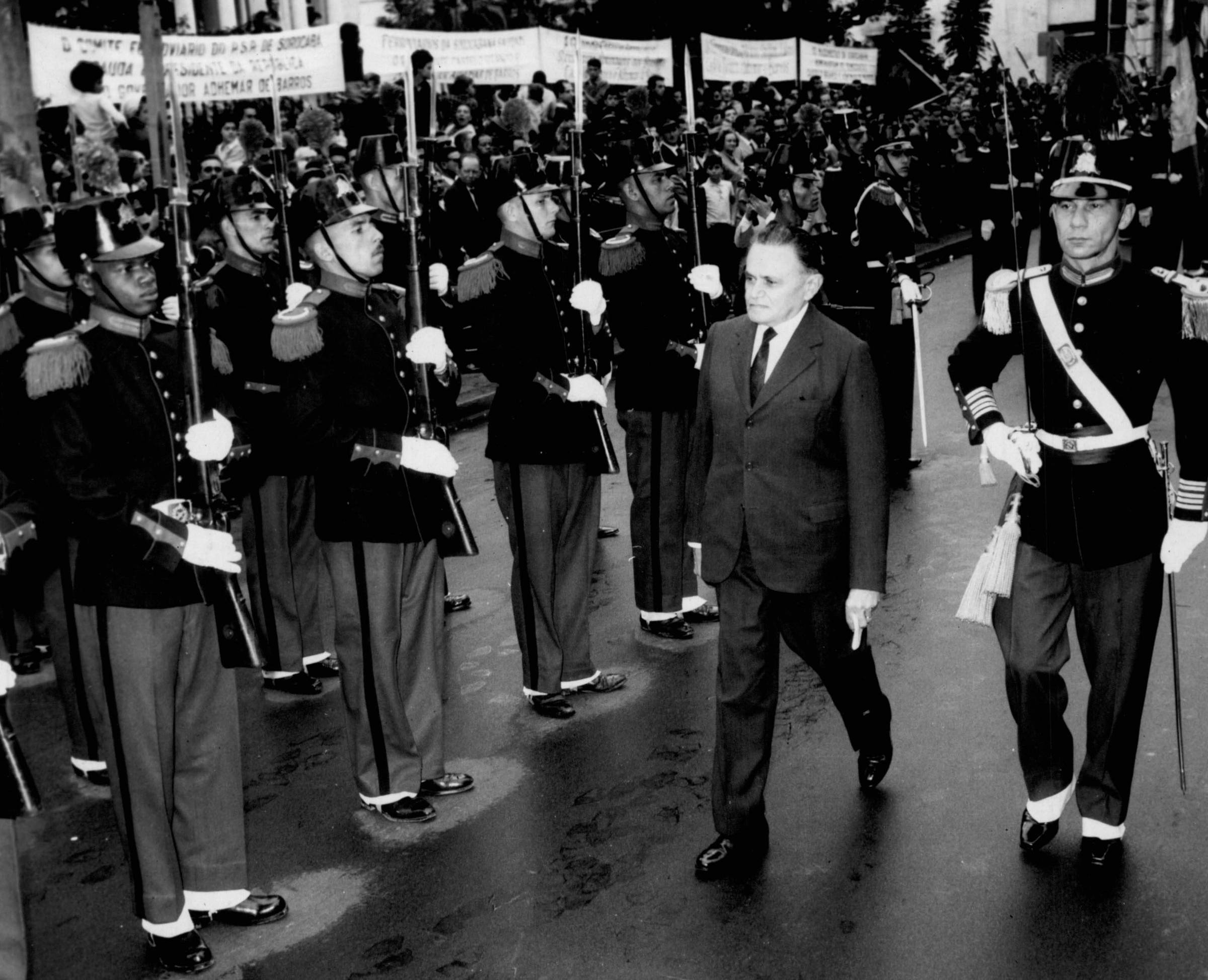 Maior parte da imprensa brasileira apoiou golpe de 1964